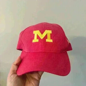 Women’s deep pink University of Michigan Jordan hat